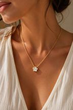 Pearl Fleur Chain