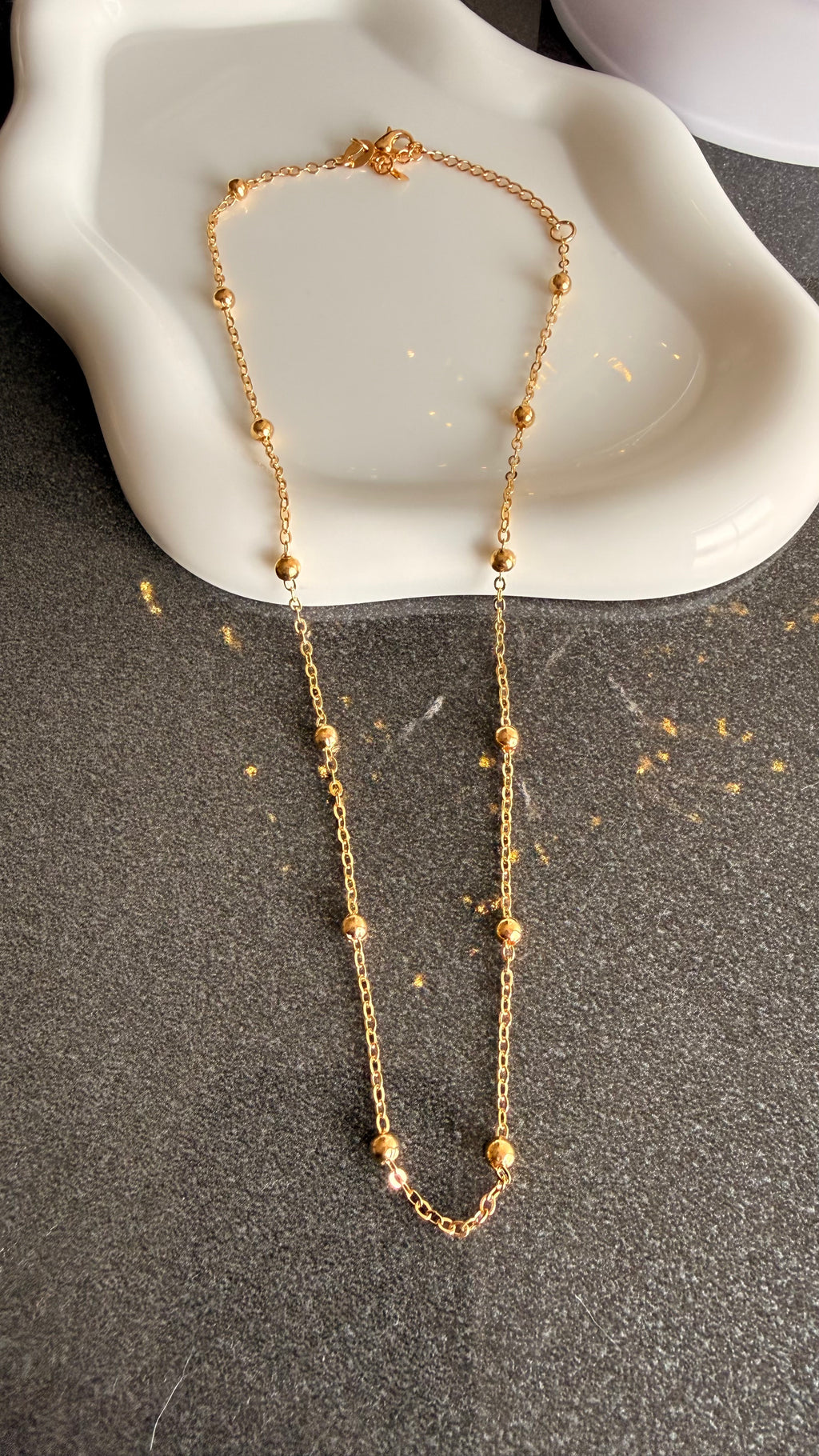 Dots Necklace